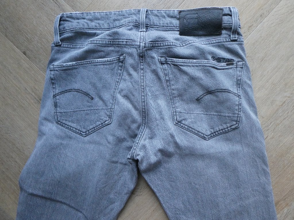 Mooie grijze Gstar RAW 3301 Slim heren spijkerbroek , 30-34, Kleding | Heren, Spijkerbroeken en Jeans, W32 (confectie 46) of kleiner