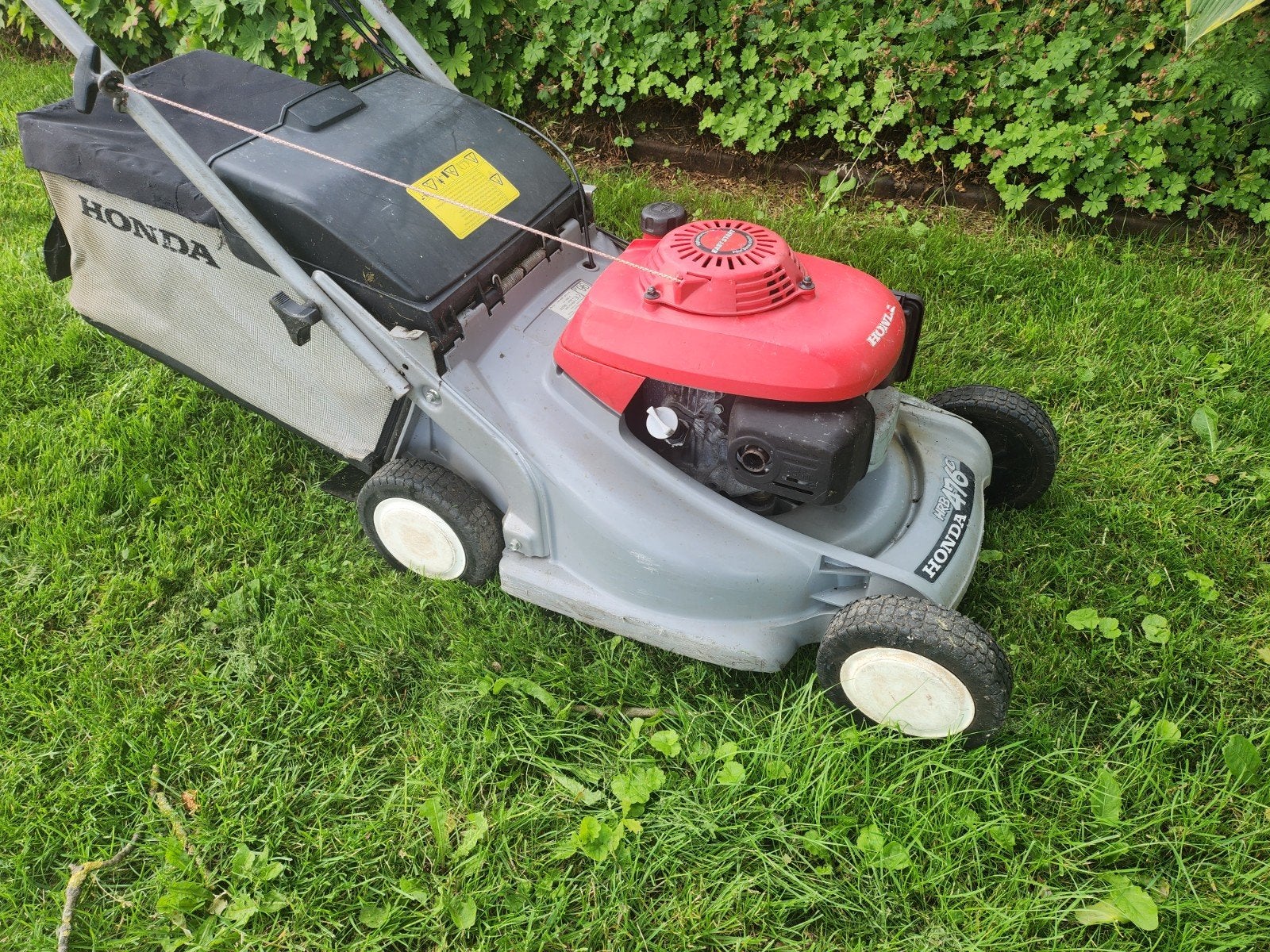 Honda hrb476c grasmaaier HRB gazonmaaier aandrijving, Ophalen, Cirkelmaaier, Honda, Gebruikt
