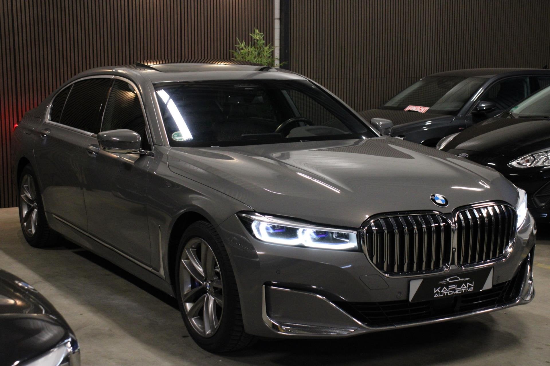 BMW 7-serie 730Ld xDrive High Executive Pano BTW 2-As Bestur, Auto's, Automaat, Dealer onderhouden, Gebruikt, 2993 cc