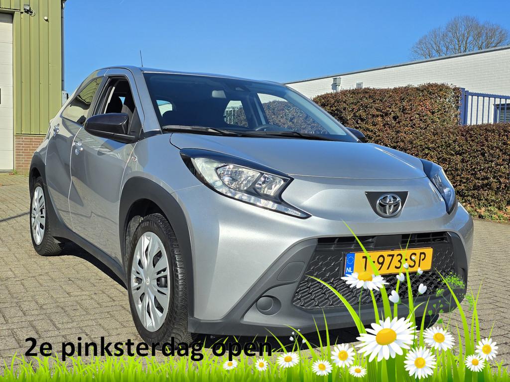 Toyota Aygo X 1.0 VVT-i MT Play, 1e Eig! Camera! Carplay! 2e, Stof, Gebruikt, 920 kg, 4 stoelen