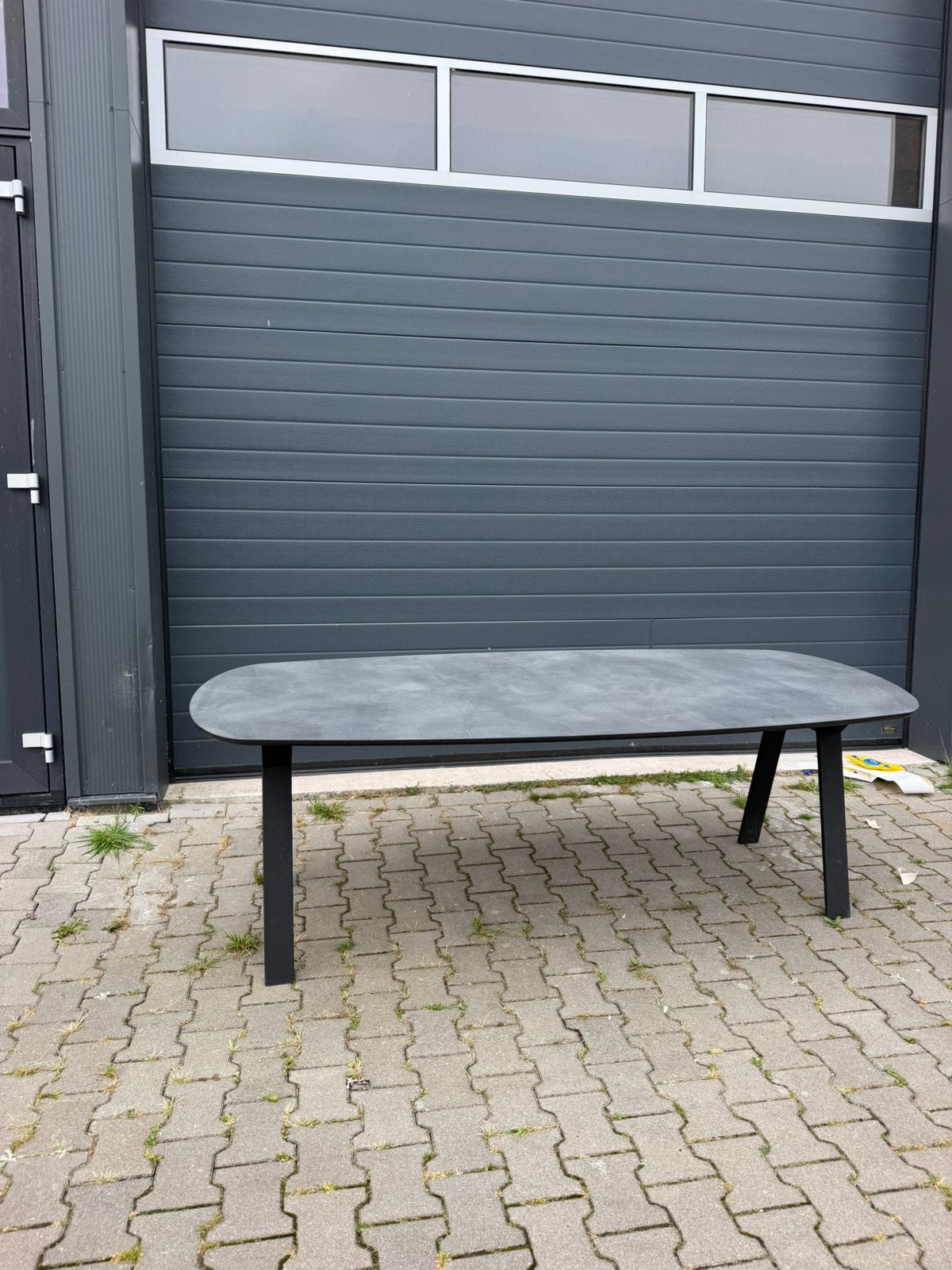 Betonlook grijze deens ivale eettafel 220 x 100, Ophalen, 200 cm of meer, 50 tot 100 cm, Zo goed als nieuw