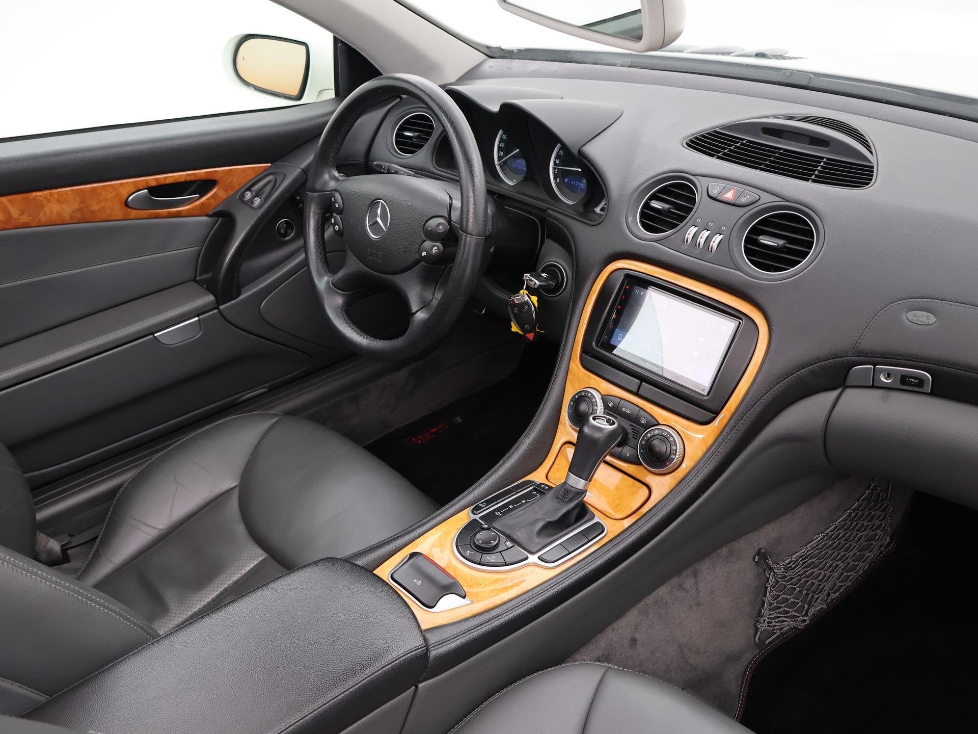 Mercedes-Benz SL-klasse 350 *66.102 KM* + CAMERA | CARPLAY |, Auto's, Automaat, Achterwielaandrijving, Gebruikt, 1670 kg