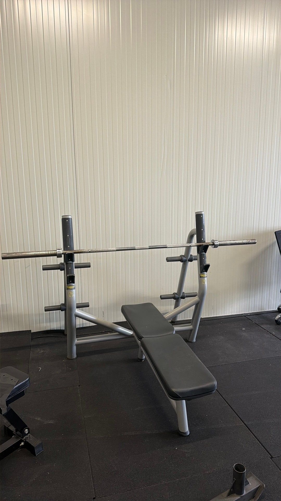 Technogym benchpress, Ophalen, Zo goed als nieuw, Borst, Overige typen