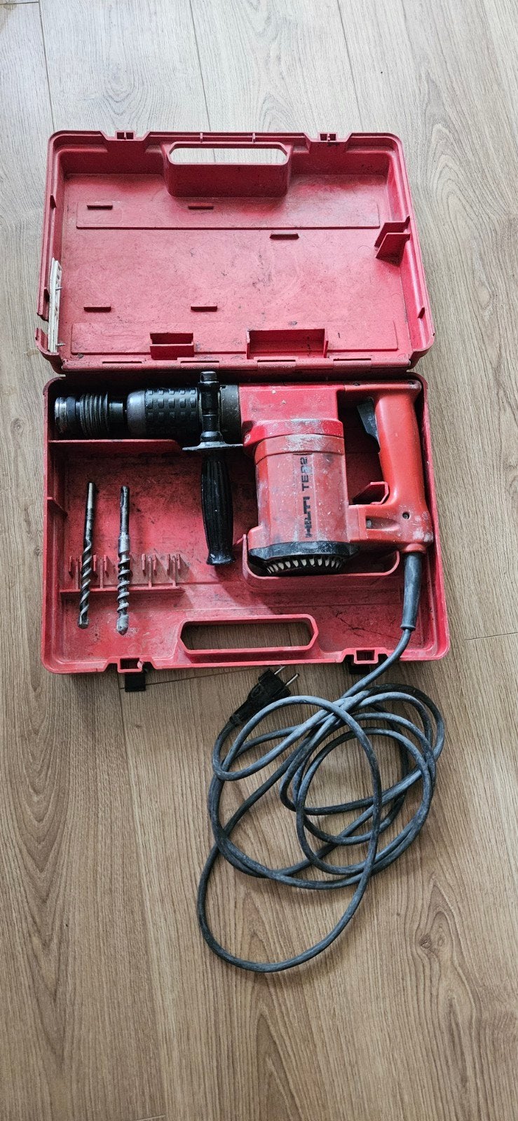 Hilti Klopboormachine TE22 met koffer, Boor- en/of Breekhamer, Ophalen of Verzenden, Klopboormechanisme, Gebruikt