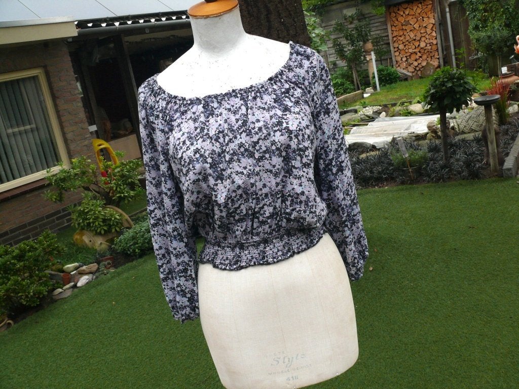 Divided top maat 38 / 40 als nieuw, Maat 38/40 (M), H&M, Paars, Ophalen of Verzenden