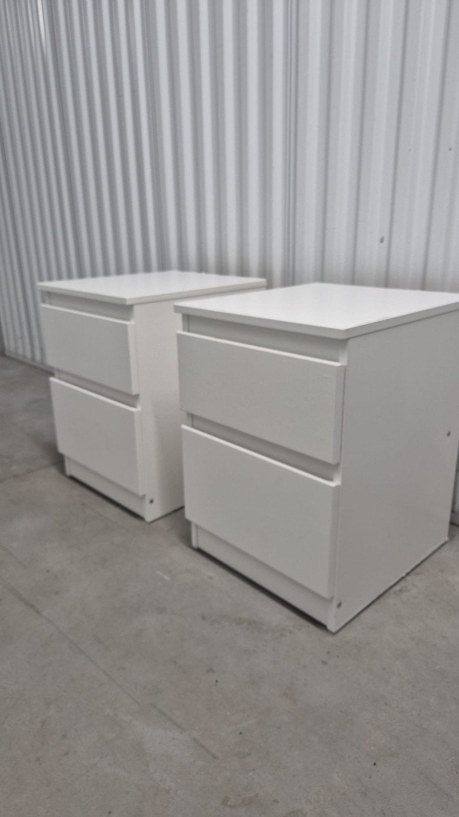 Ikea MALM nachtkastjes te koop, Huis en Inrichting, Slaapkamer | Nachtkastjes, Ophalen, Zo goed als nieuw, Minder dan 45 cm