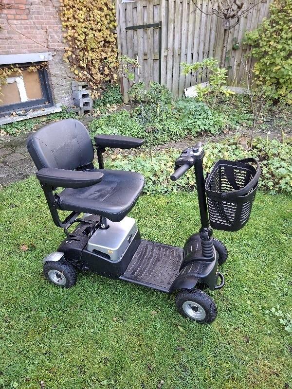 Vivo Scootmobiel, Diversen, Rolstoelen, Zo goed als nieuw, Elektrische rolstoel, Ophalen