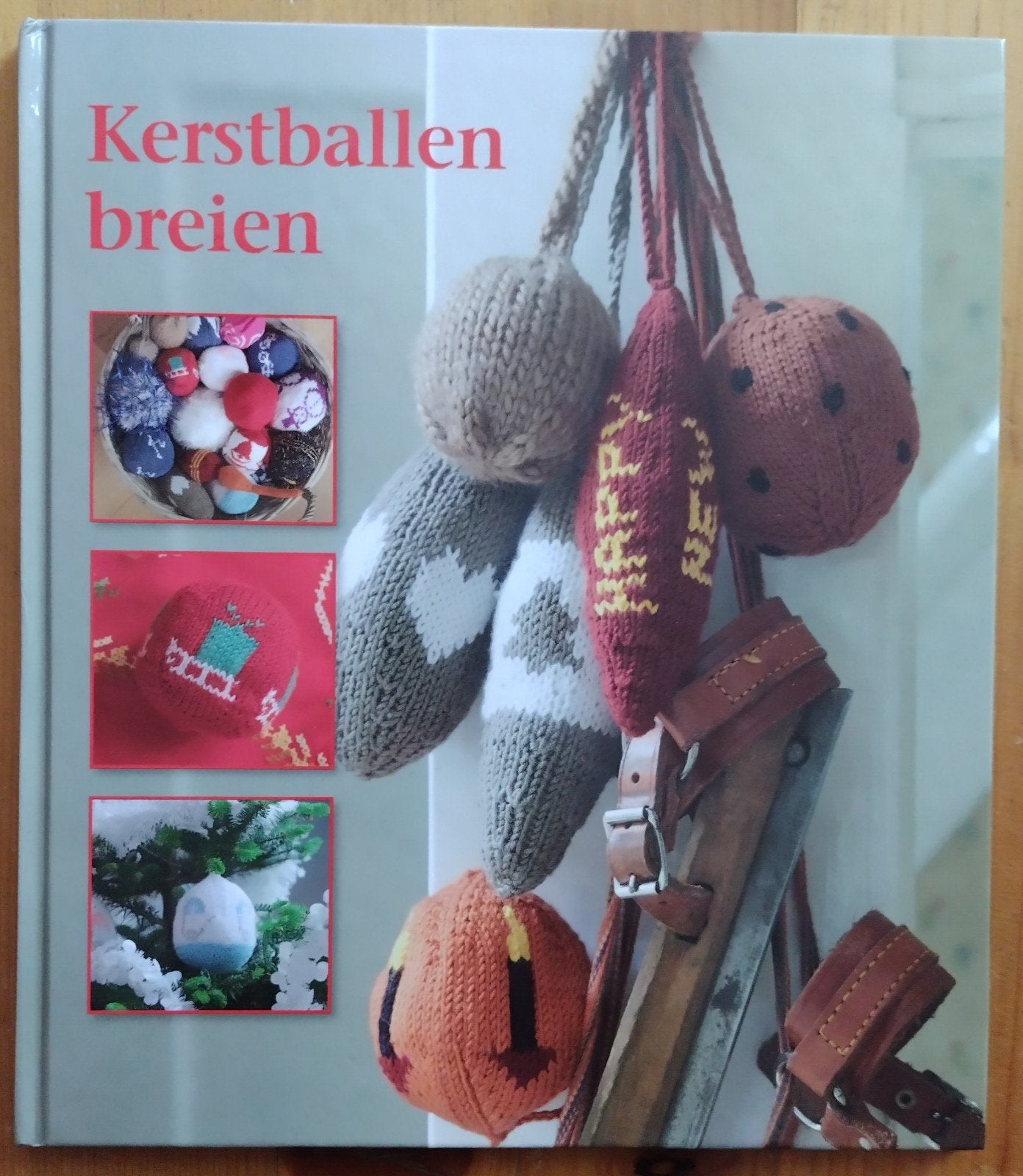 Kerstballen breien - Boek met meer dan 25 patronen, Ophalen of Verzenden, Zo goed als nieuw, Breien, Patroon of Boek