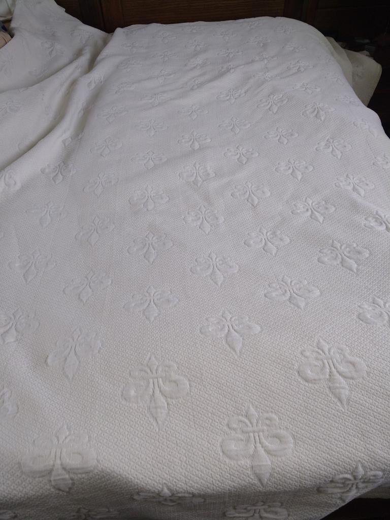 Crème kleurige sprei van 200 x 220., Ophalen of Verzenden, Eenpersoons, Beige, Overige typen