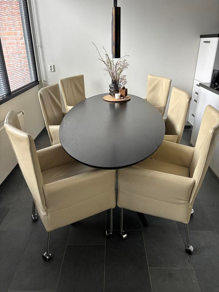 Eetkamerstoelen op wieltjes, Huis en Inrichting, Stoelen, Zo goed als nieuw, Ophalen