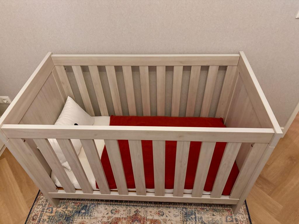 Ledikant 120x60, Kinderen en Baby's, Babywiegjes en Ledikanten, Ophalen, Zo goed als nieuw, Ledikant