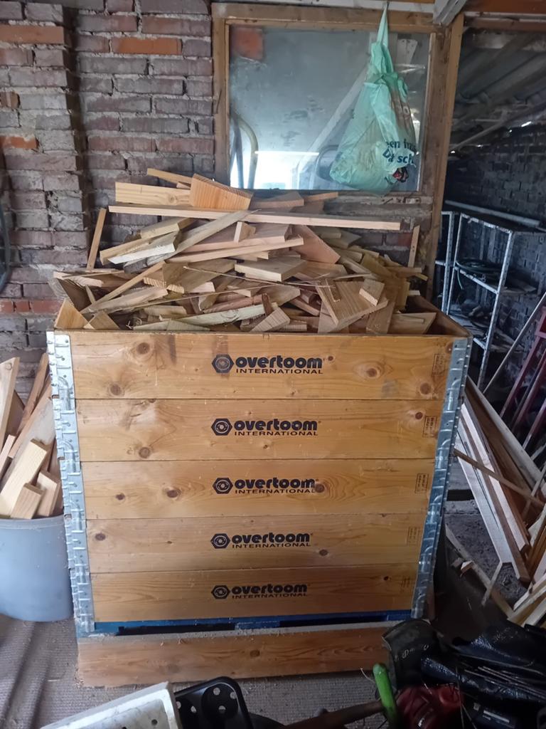 Te koop aangeboden,  ruim 1,2 kuub schoon Douglas brandhout, Minder dan 3 m³, Ophalen, Overige houtsoorten