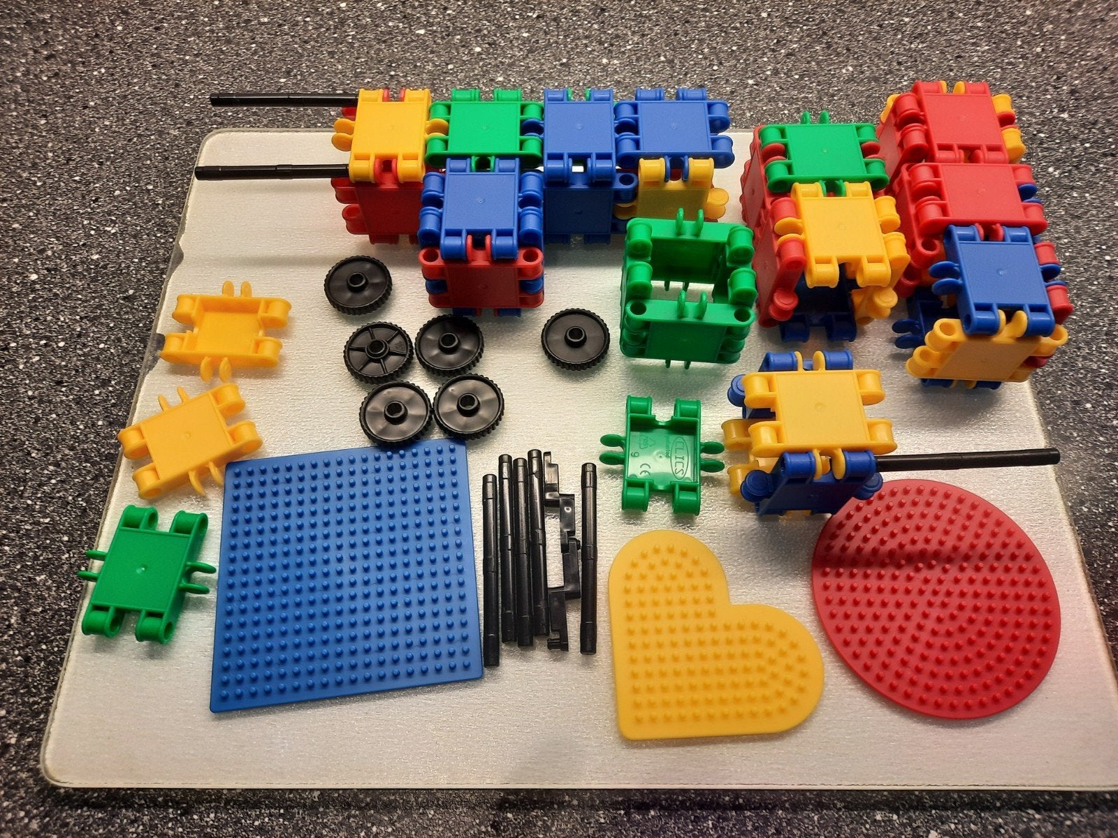 Set bouwblokken met wielen en platen, Ophalen of Verzenden, Gebruikt, Overige merken