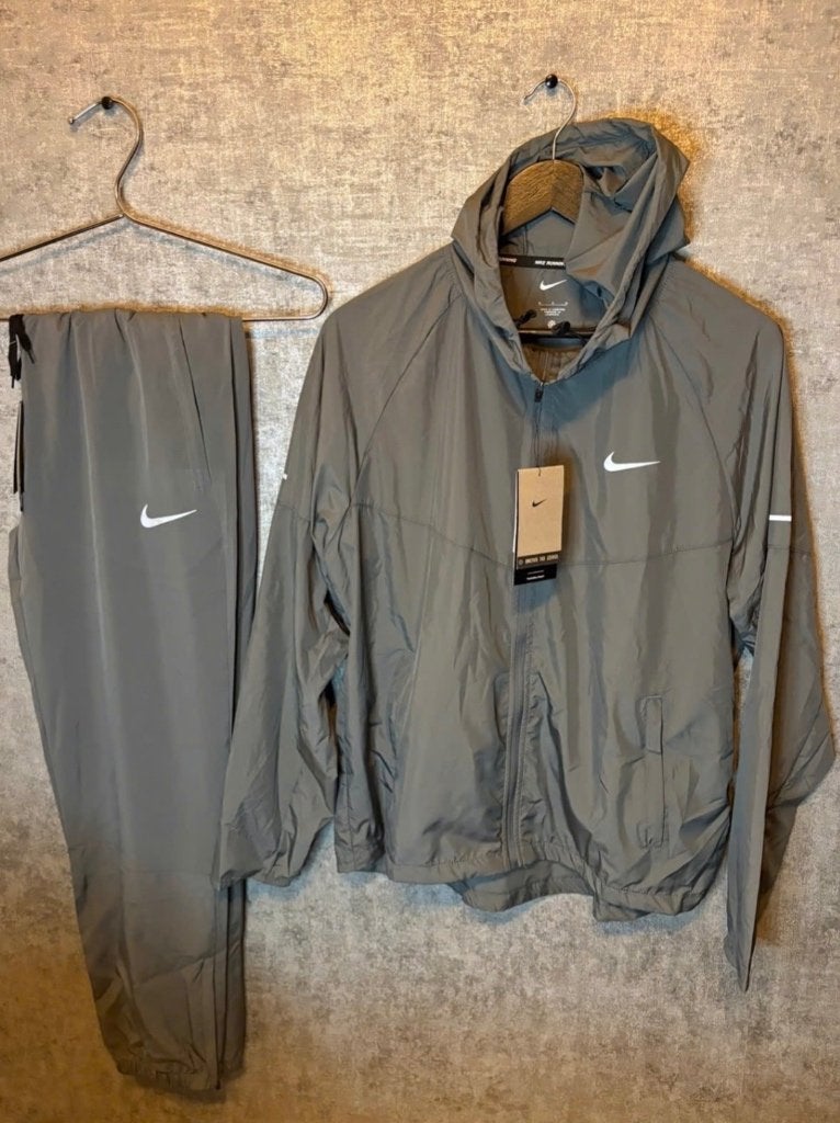 trainingspak nike, Kleding | Heren, Ophalen of Verzenden, Algemeen