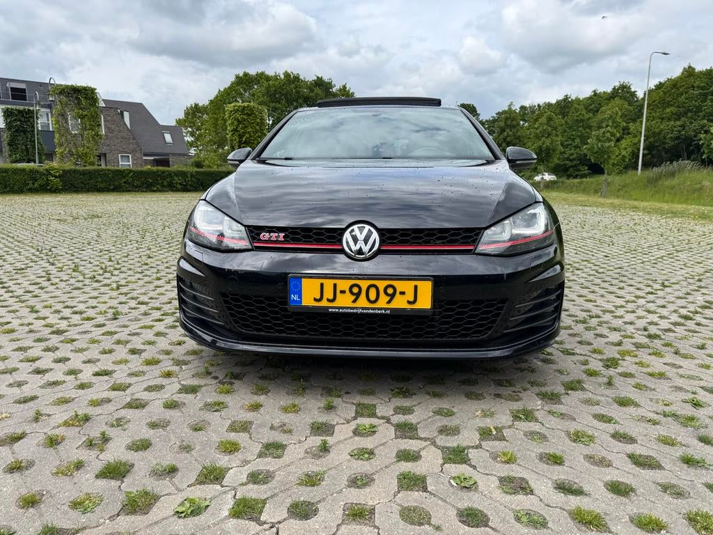 Volkswagen Golf Performance 2.0 TSI 169KW 5D DSG 2016 Zwart, 4 cilinders, 1984 cc, Zwart, Origineel Nederlands