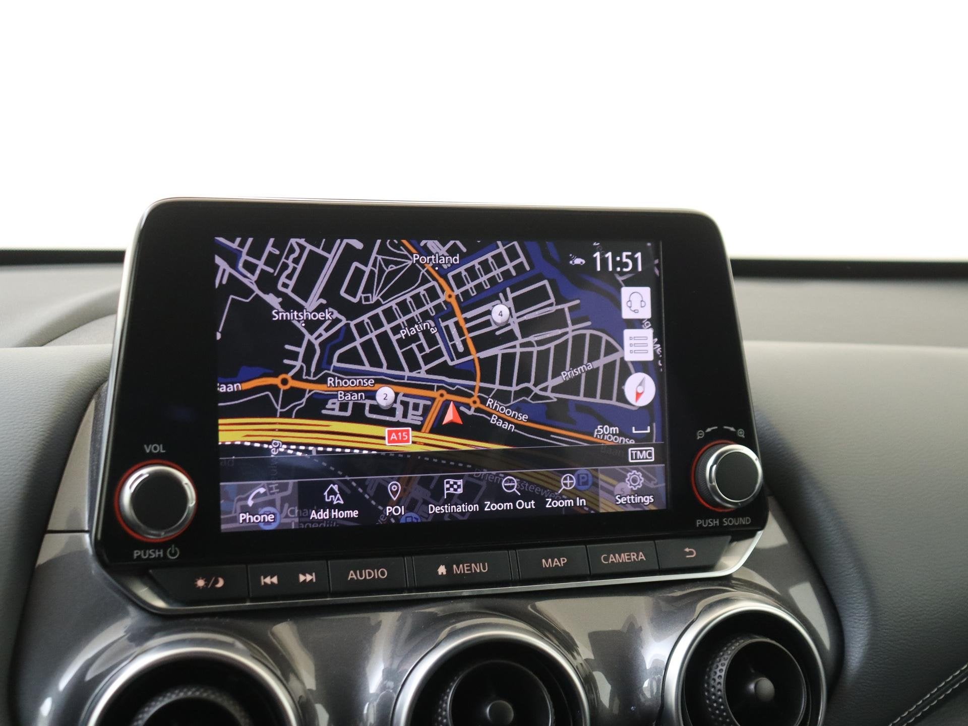 Foto 17 van Nissan Juke 1.0 DIG-T N-Connecta | Achteruitrijcamera | Appl