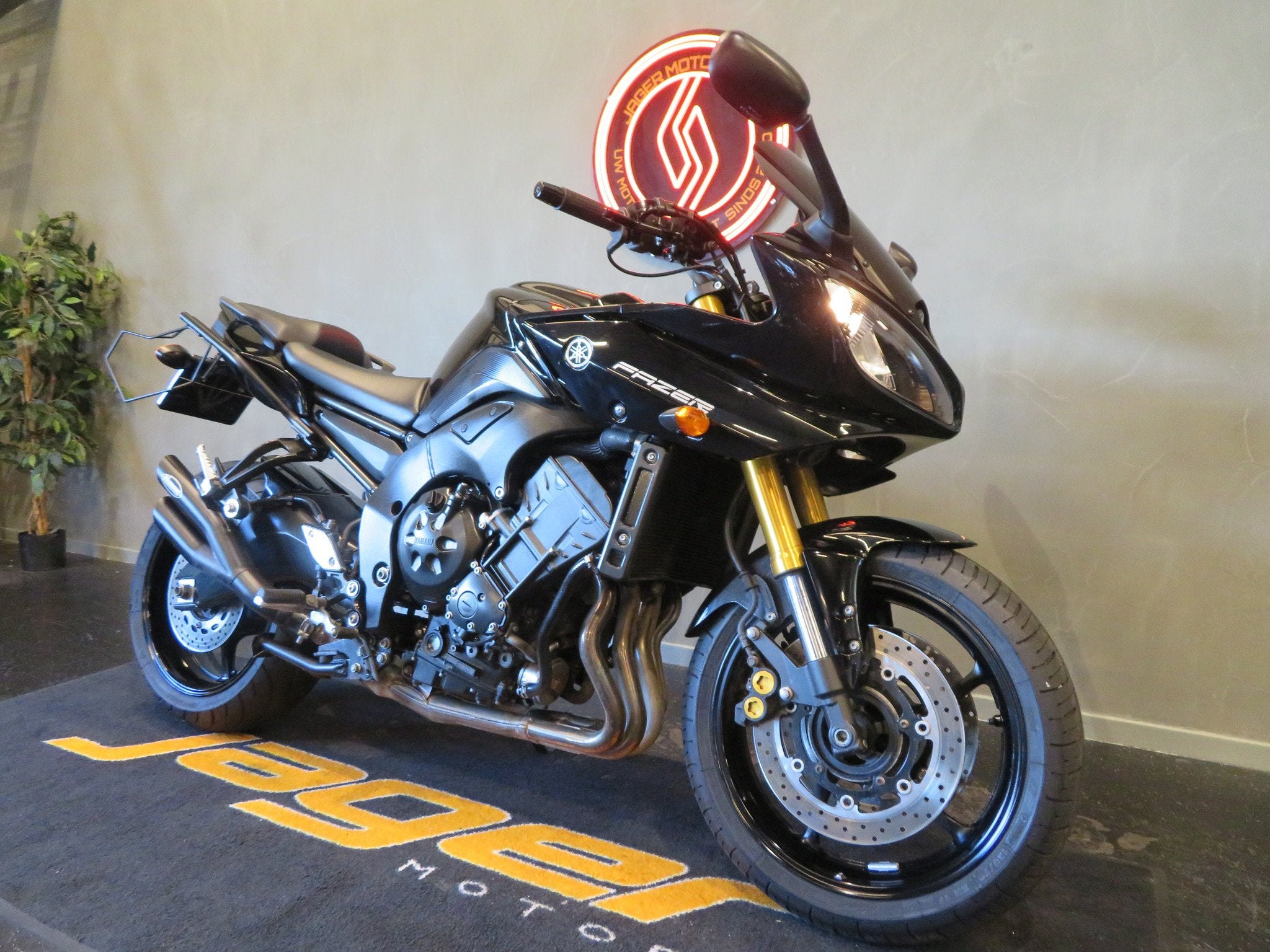 Yamaha FZ 8 FZ8 ABS FAZER TOP! (bj 2012), Motoren, Sport, Gebruikt, Bedrijf