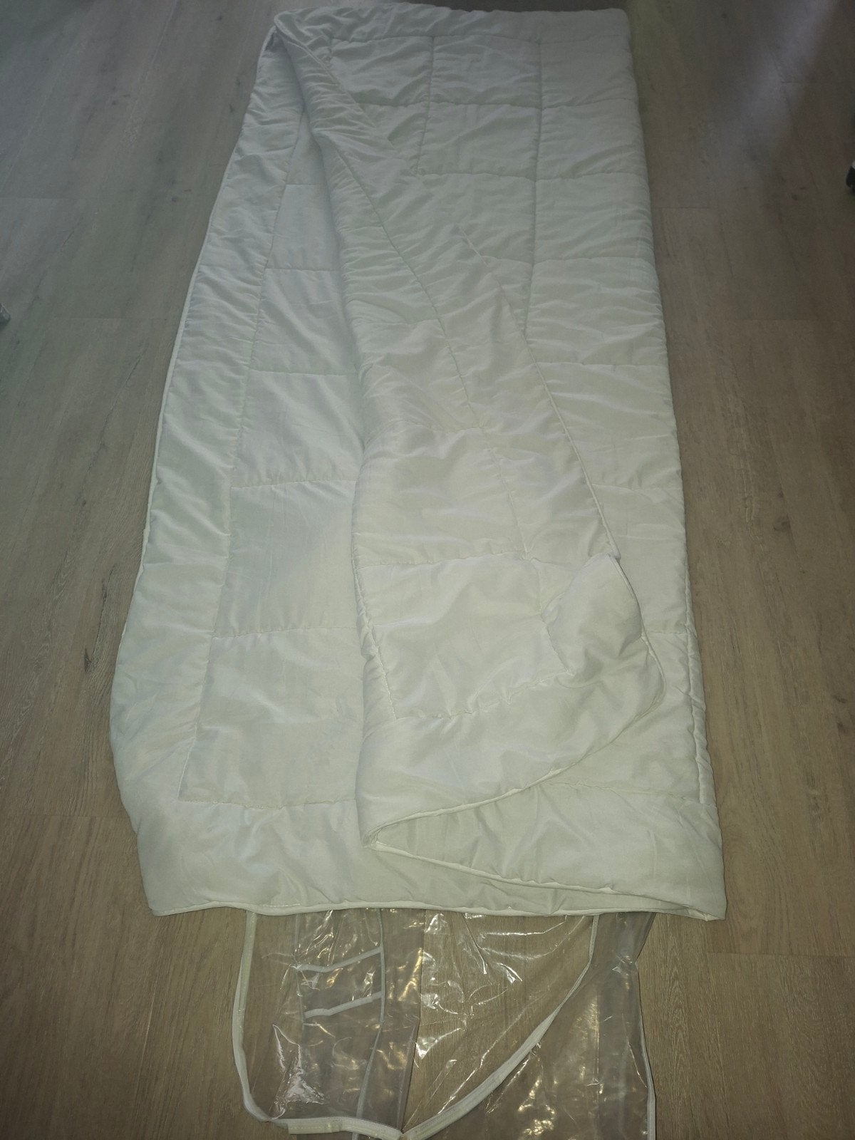 Tweepersoons dekbed van 100% polyester, zo goed als nieuw, Wit, Tweepersoons, Ophalen of Verzenden, Polyester