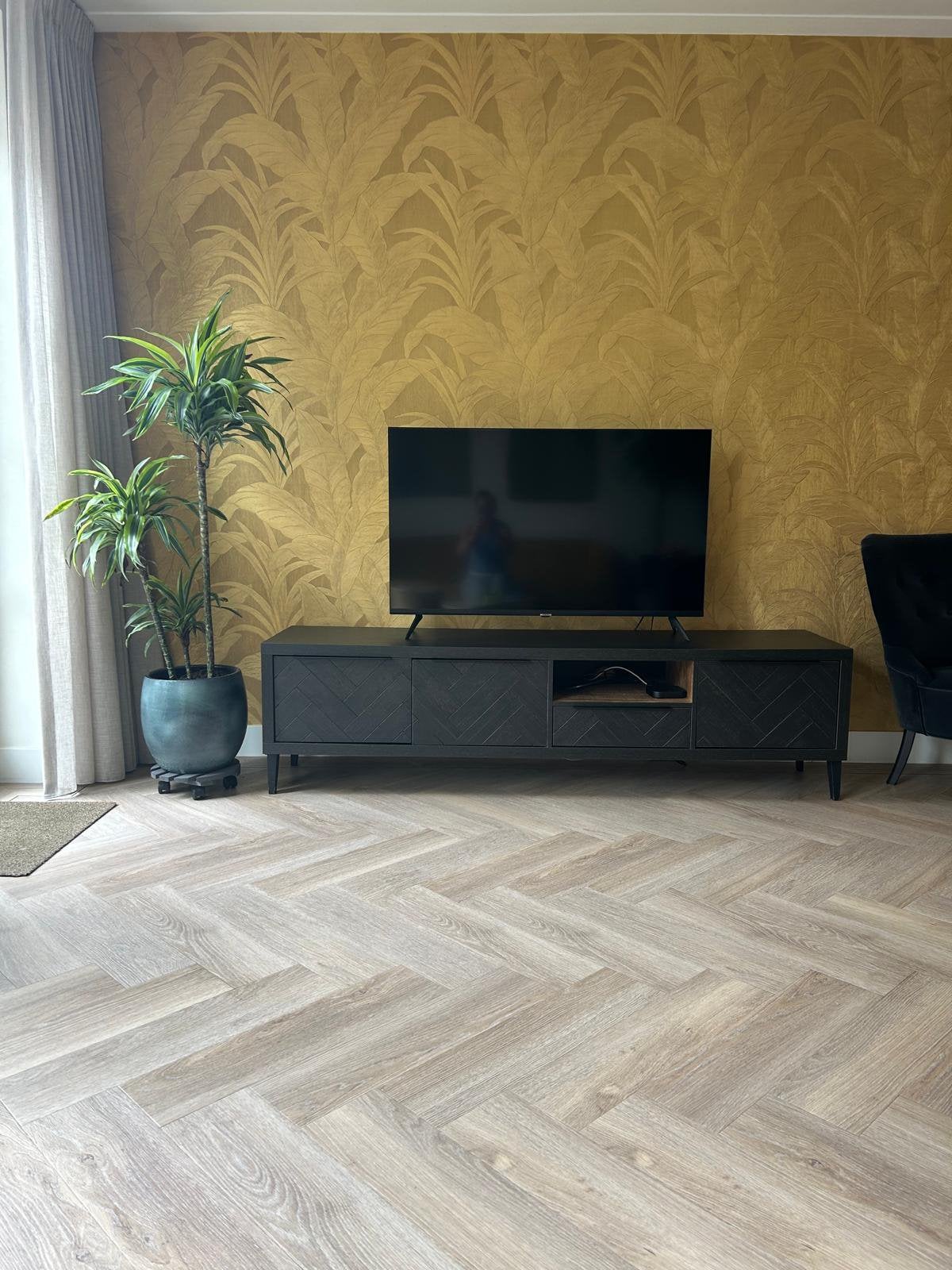 Prachtig visgraat tv-meubel, Ophalen, 150 tot 200 cm, Zo goed als nieuw, Minder dan 100 cm
