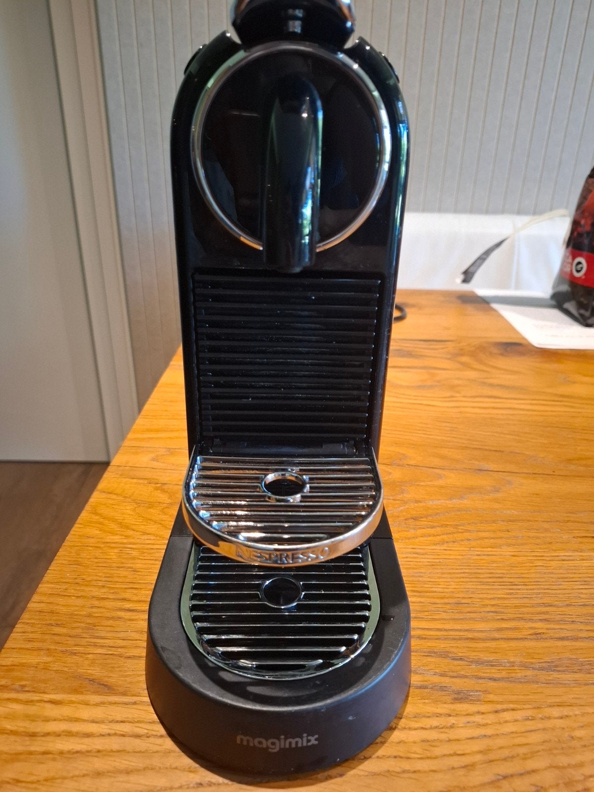 Nespresso Magimix Inissia Koffiezetapparaat Zwart, Witgoed en Apparatuur, Koffiezetapparaten, Ophalen, Espresso apparaat, Zo goed als nieuw