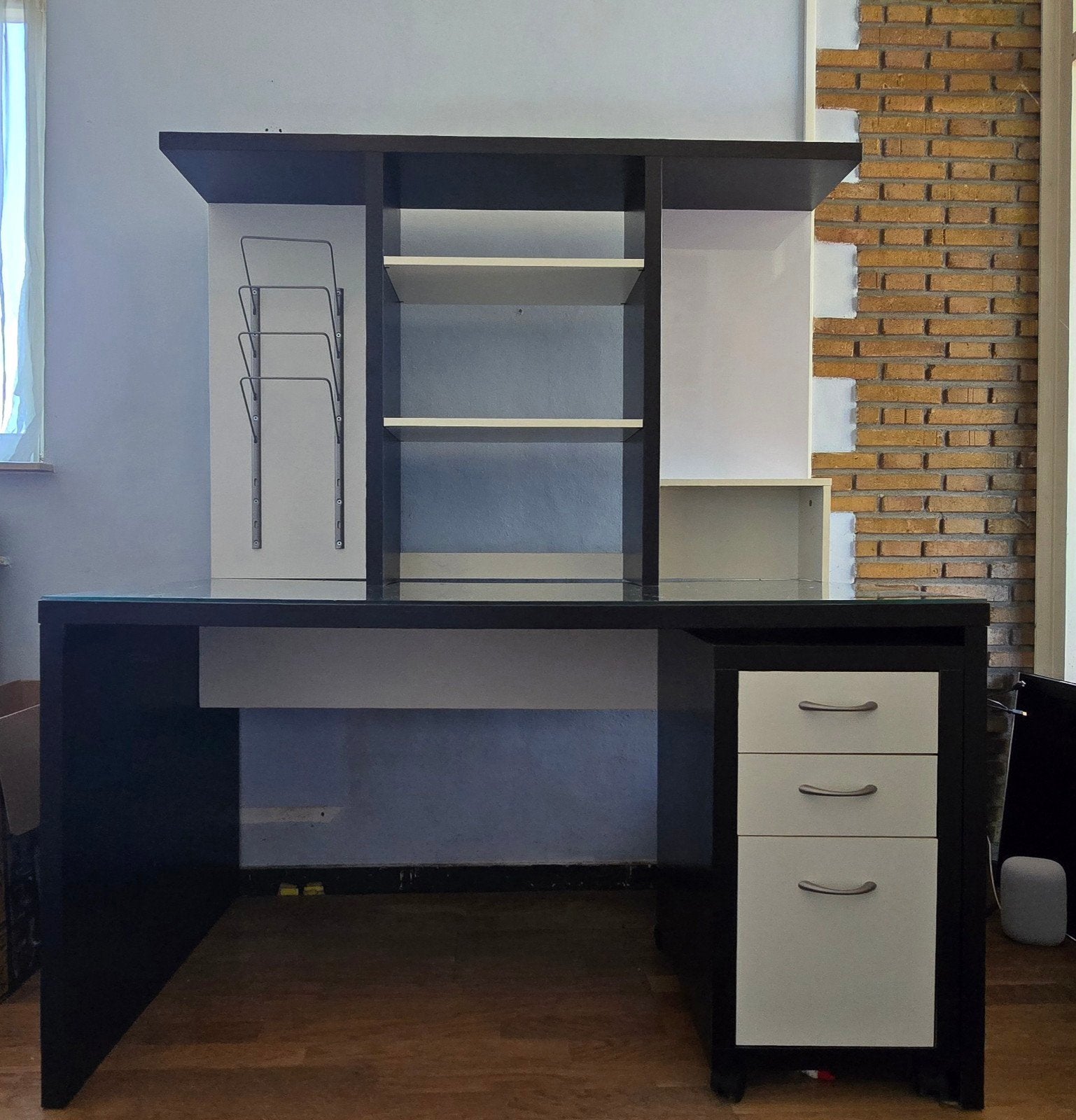 Bureau met glasplaat, opzetstuk en ladeblok, Ophalen, Gebruikt, IKEA, Zwart