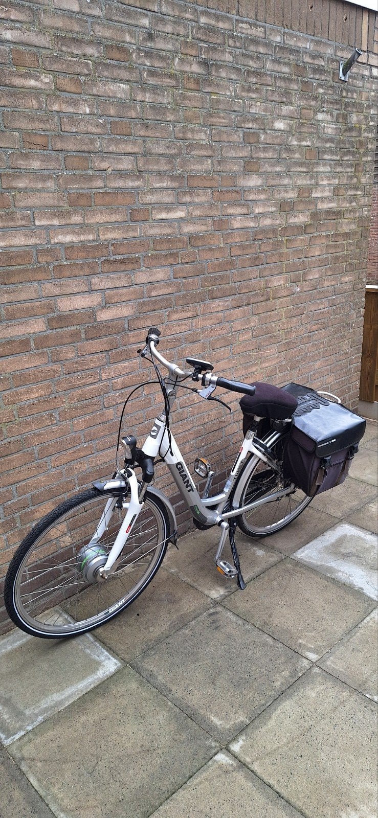 Te koop Giant twist elektrische fiets, Ophalen, Zo goed als nieuw, Giant
