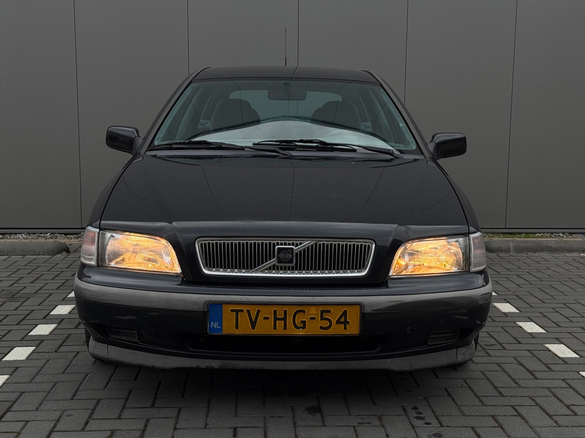 Volvo V40 1.8 Exclusive | Automaat | APK 26-09-2027 | stoelv, Auto's, Stof, Gebruikt, 4 cilinders, 116 pk