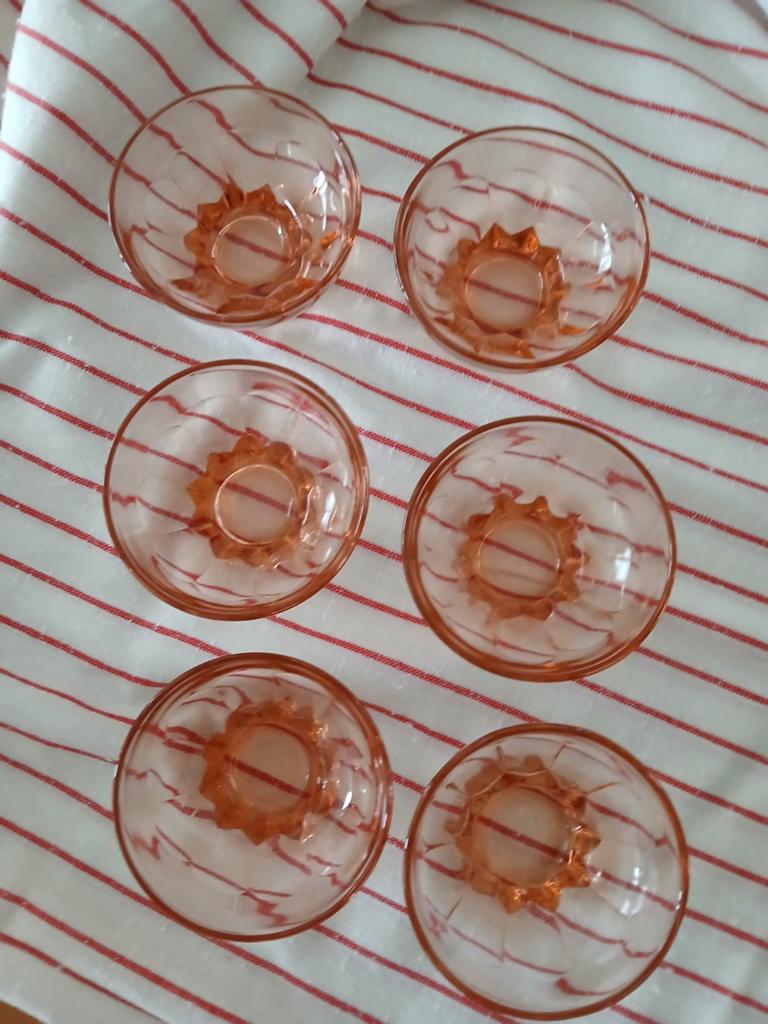 Retro rose Franse glazen schaaltjes, Ophalen