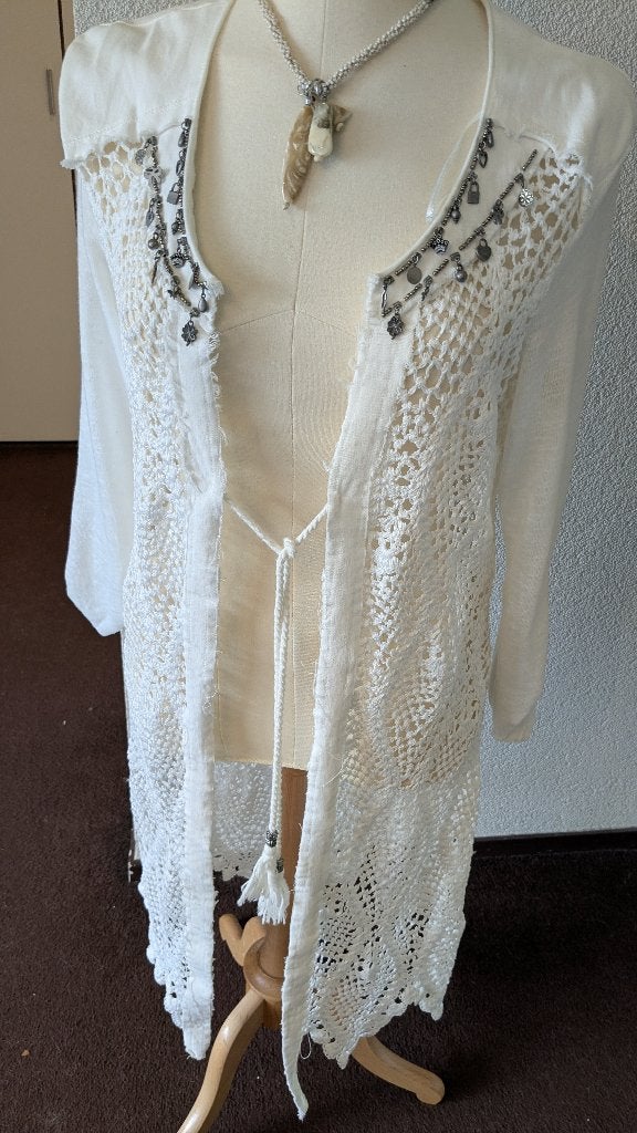Superapart vest/jasje - gehaakt - wit - M, Verzenden, Zo goed als nieuw, Maat 38/40 (M), Wit