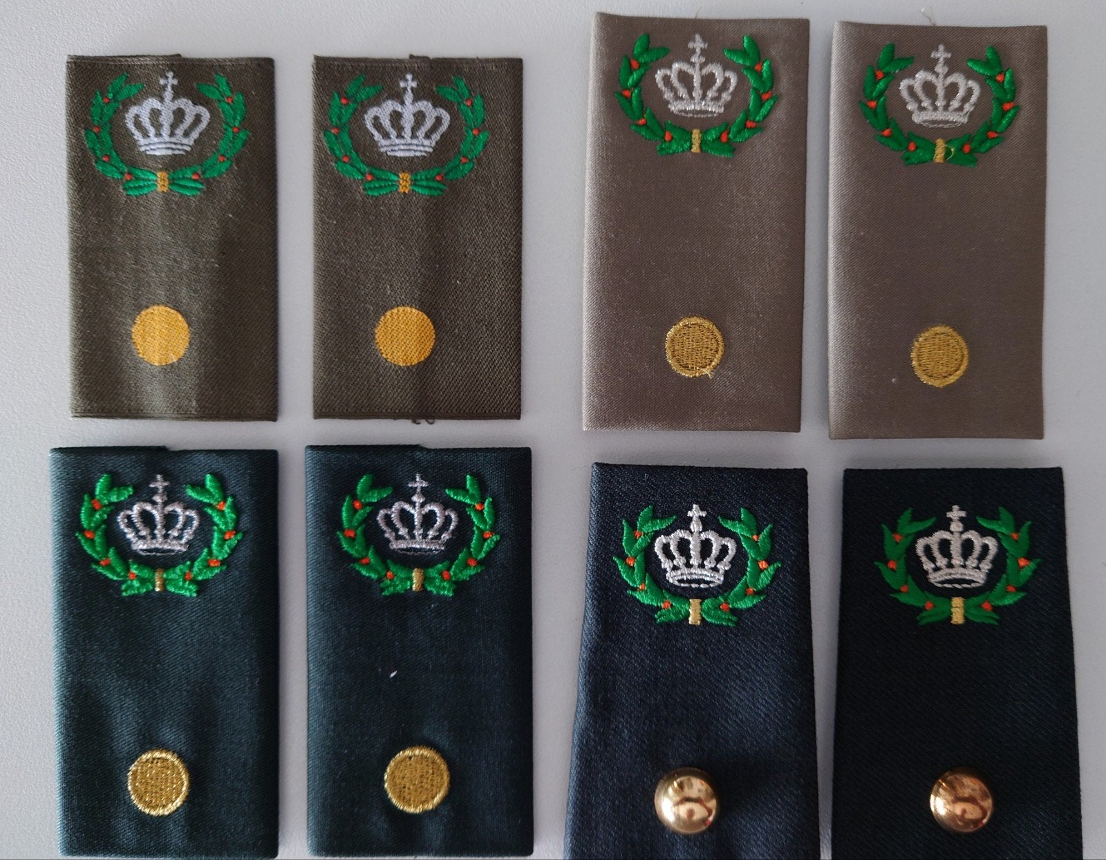Rangen DT2000 compagnies adjudant Landmacht, Verzamelen, Militaria | Algemeen, Ophalen of Verzenden, Landmacht, Nederland, Embleem of Badge