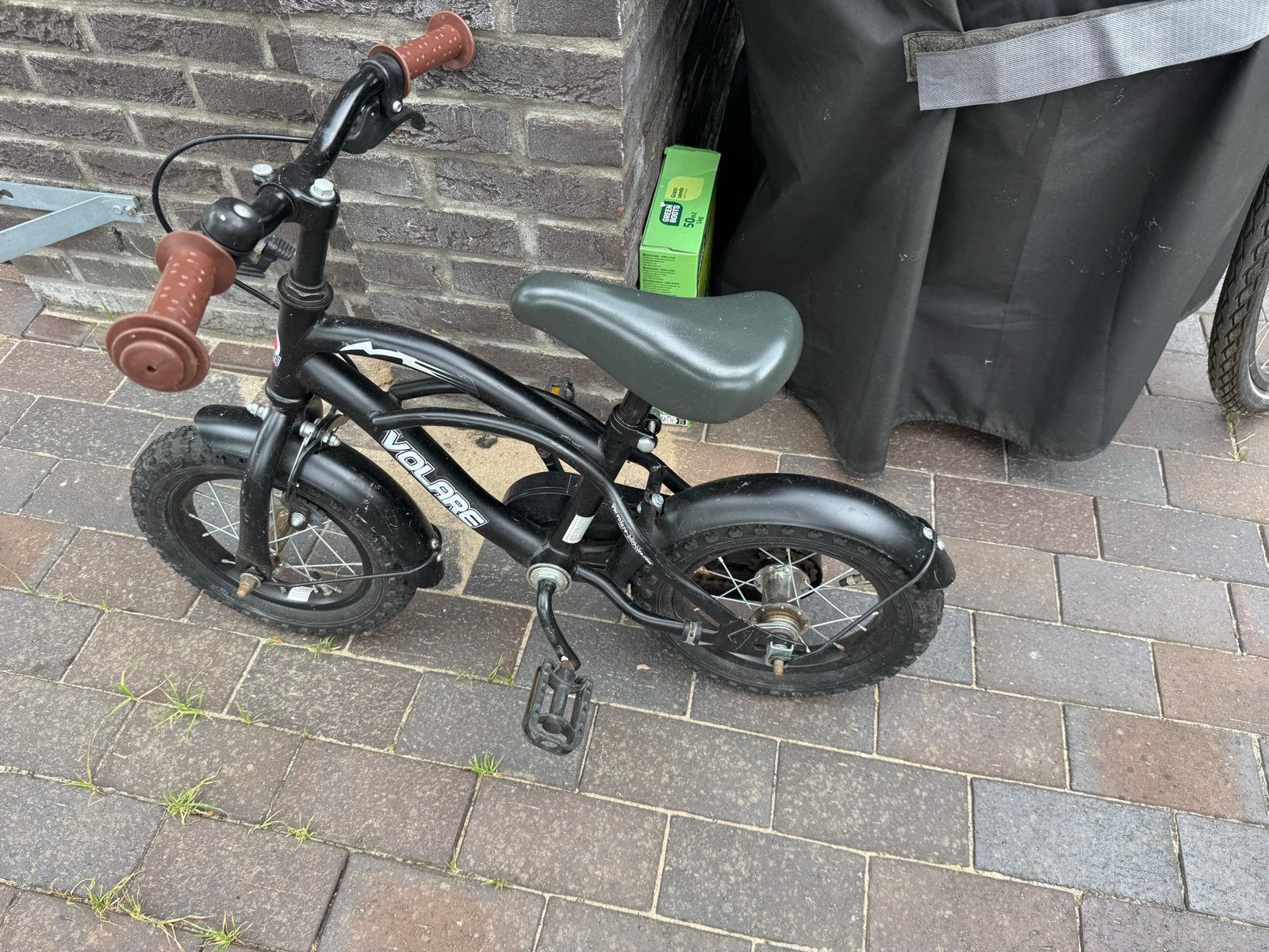 Volare kinderfiets 12 inch met zijwieltjes, Ophalen, Terugtraprem, Zijwieltjes, Gebruikt