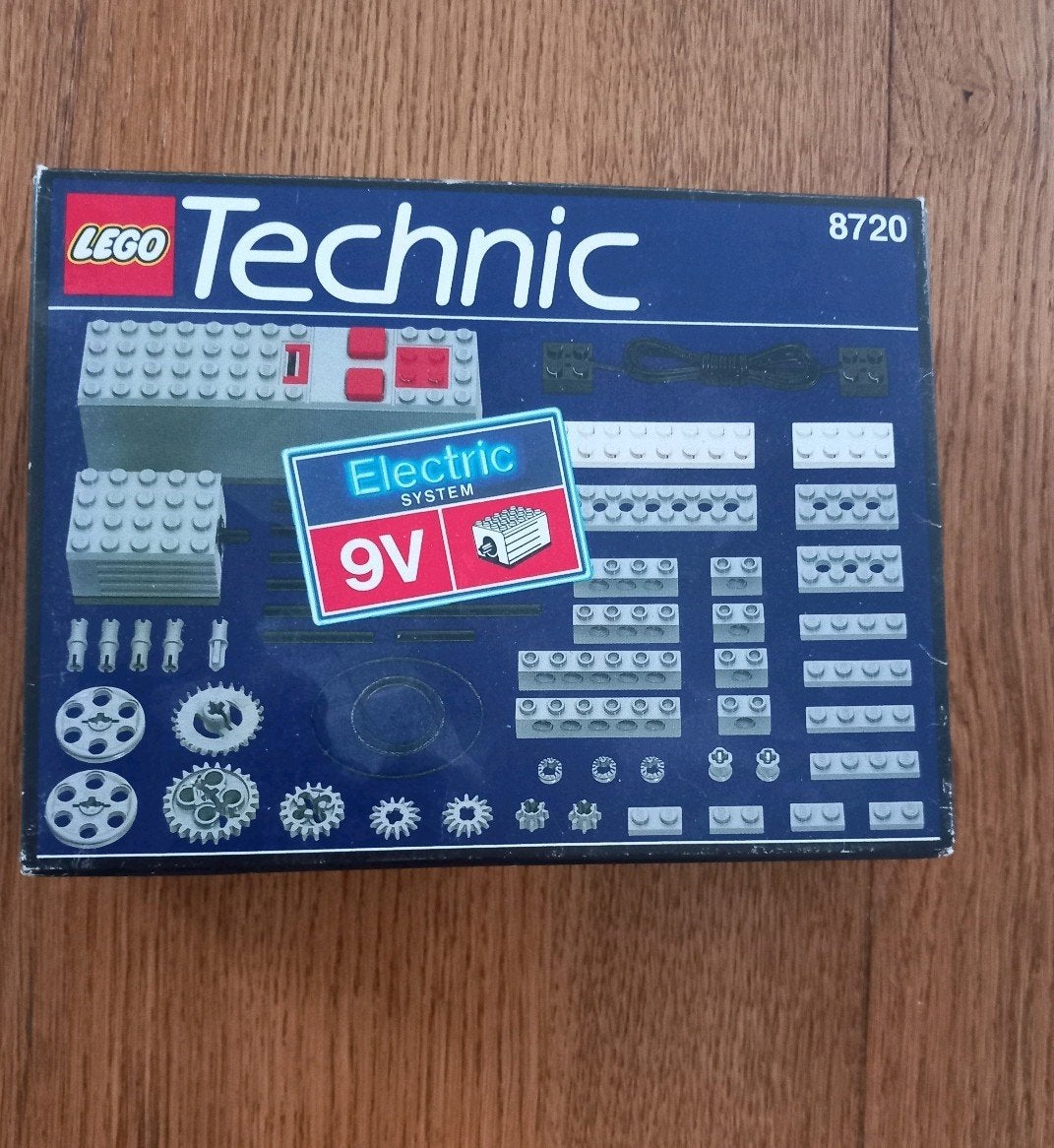 Vintage Lego Technic set 8720, nieuw in doos.
Verde, Ophalen of Verzenden, Nieuw