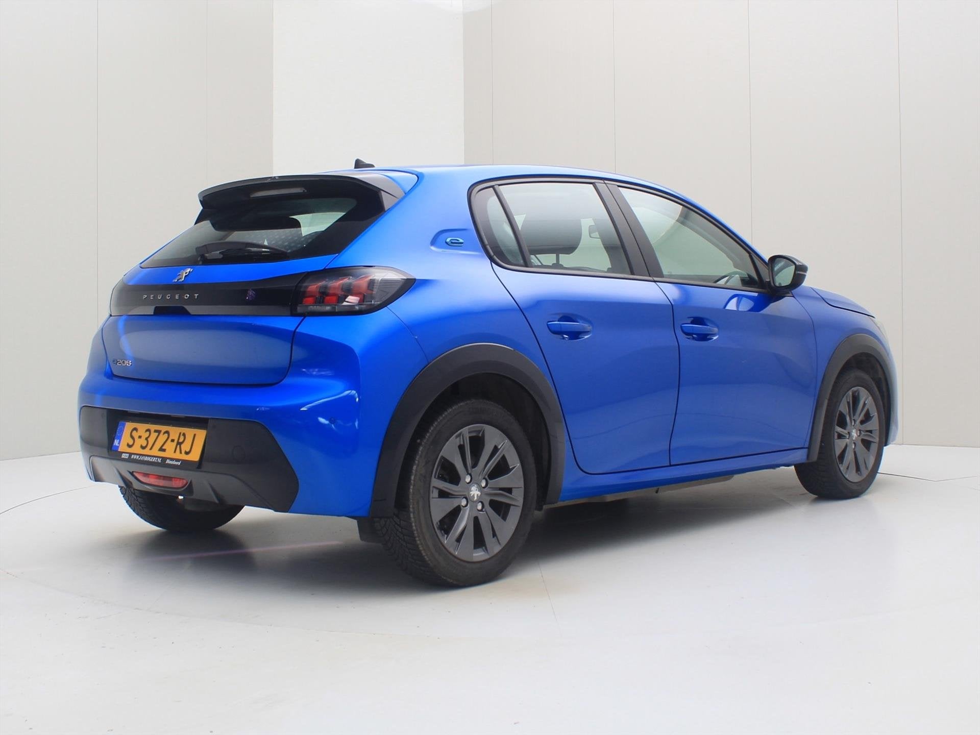 Peugeot e-208 EV Active Pack 50 kWh 136 pk 98,13% SoH [ NAVI, Auto's, Automaat, Gebruikt, Zwart, Blauw