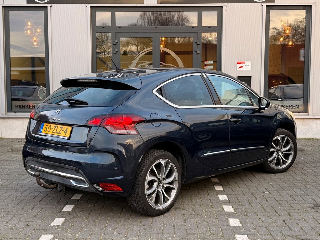 Citroen DS4 1.6 THP Sport Chic|Leer||PDC|Trekhaak|, Voorwielaandrijving, Euro 5, Huisgarantie, 4 cilinders