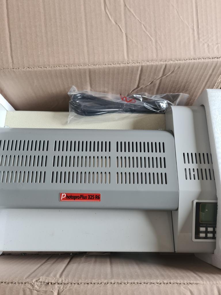 PhotoproPlus 325 R6 Laminator - Nieuw in doos, Ophalen of Verzenden, Nieuw