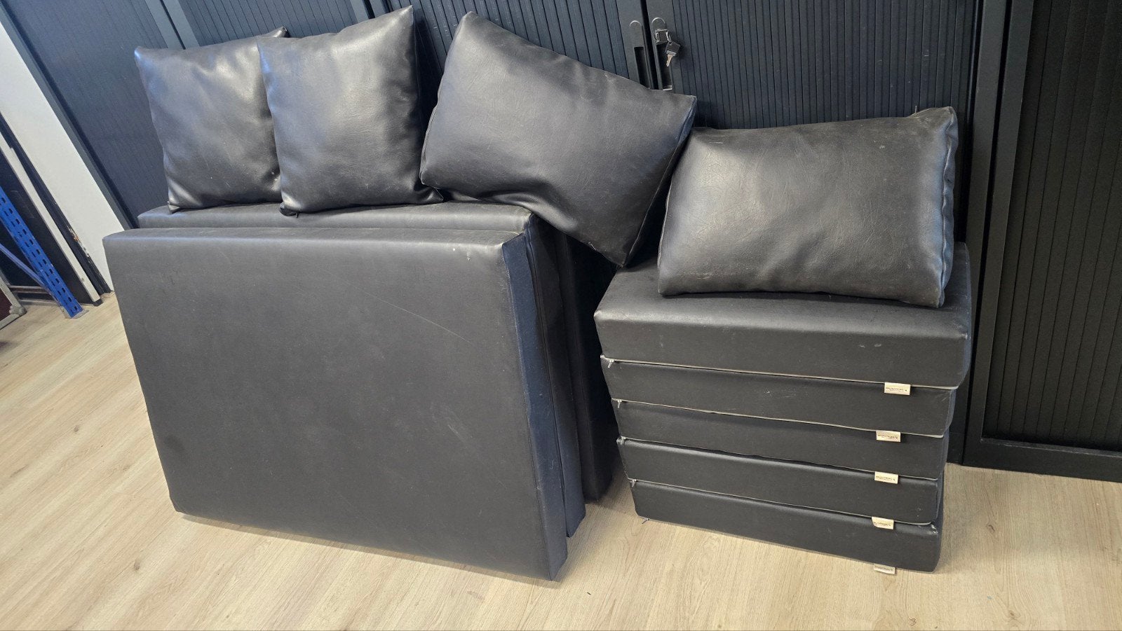 Zwart leren tuinset kussens, Ophalen, Gebruikt, 6 zitplaatsen, Loungeset