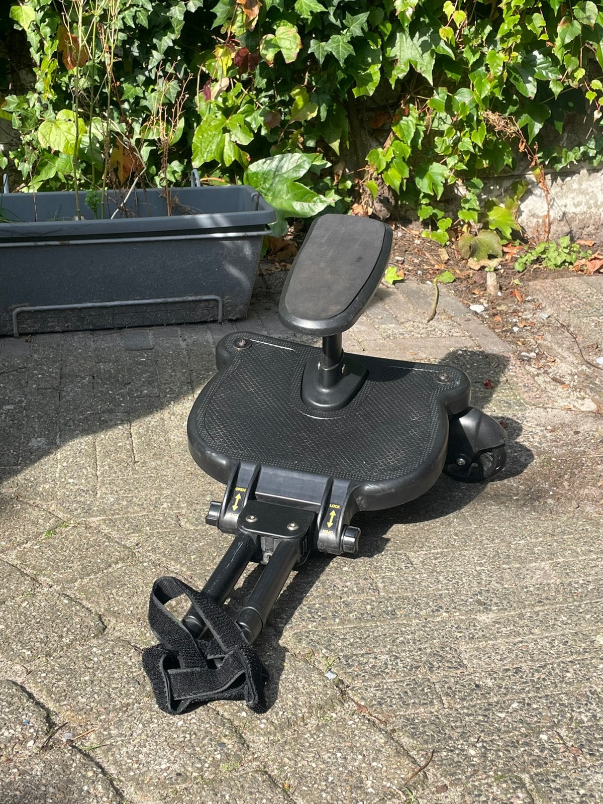 Meerijdplankje - universeel - zwarte kleur, Ophalen, Zo goed als nieuw