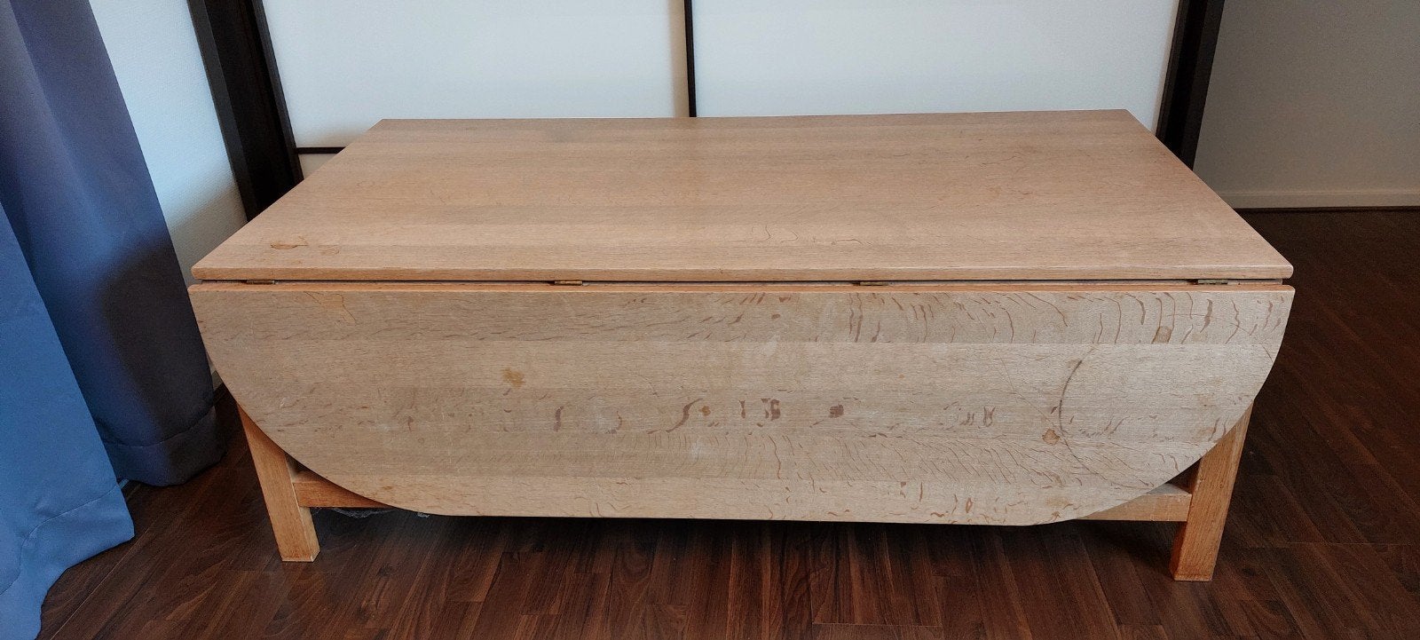Stijlvolle eikenhouten salontafel, Deens design, 50 – 75, Gebruikt, Eikenhout, Ophalen of Verzenden