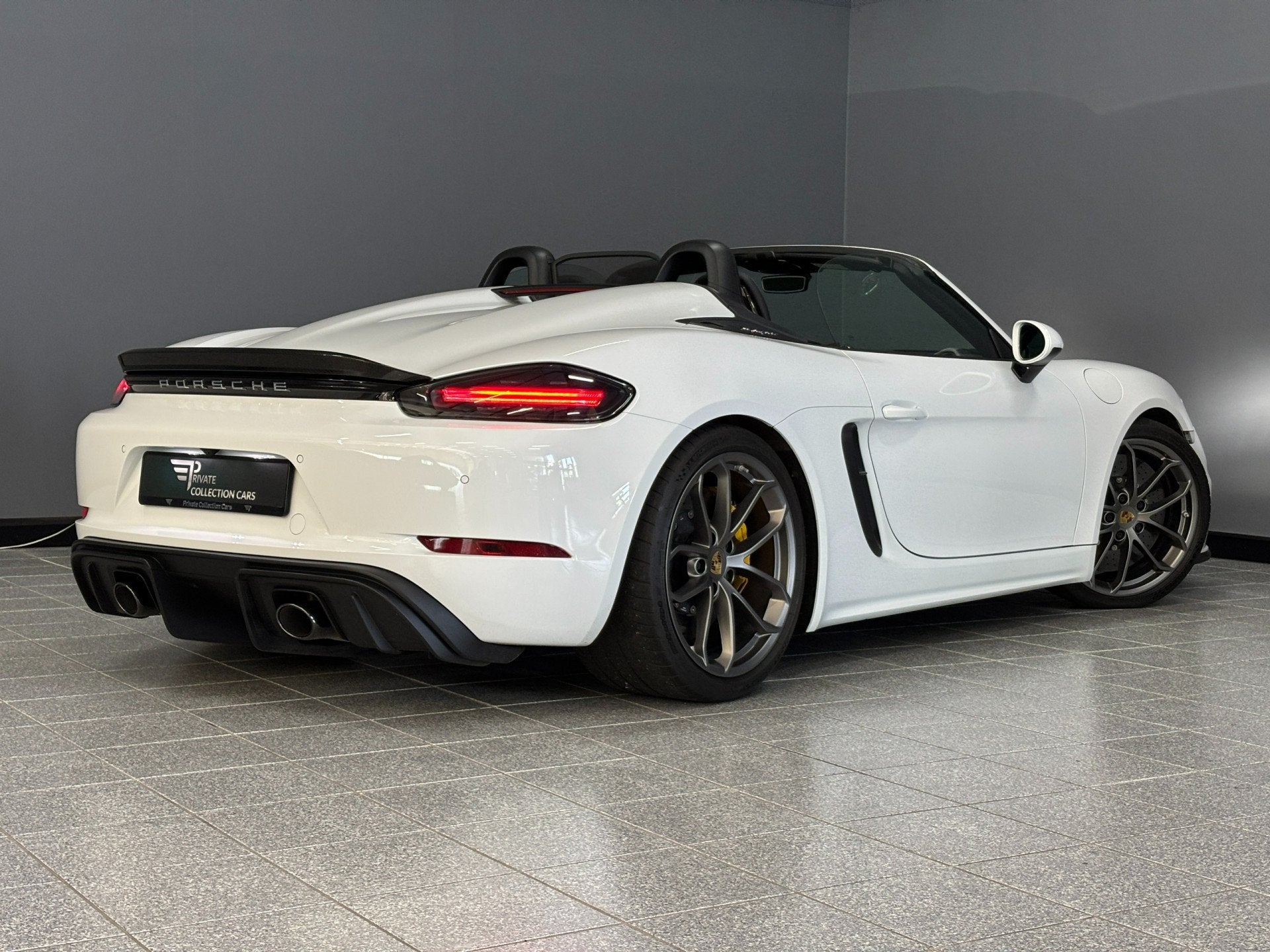 Porsche 718 Spyder 4.0 PCCB | Bose | Bucketseats (bj 2021), Dealer onderhouden, Achterwielaandrijving, Gebruikt, Cabriolet