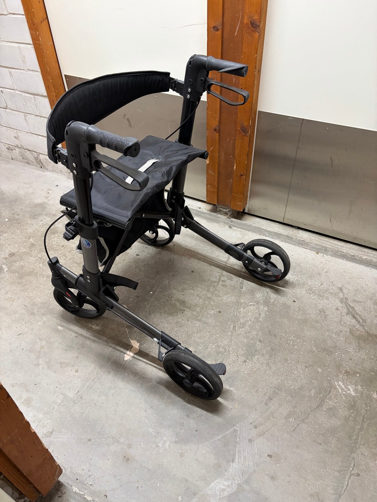 Rollator, Ophalen