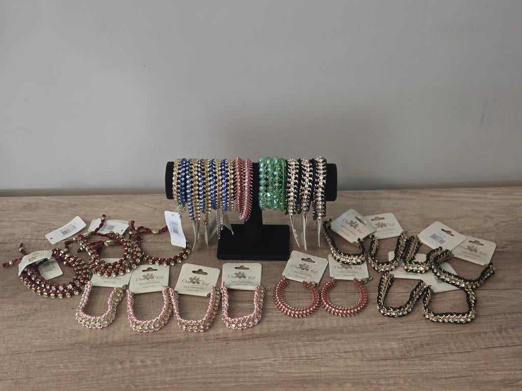 31 Nieuwe Clayre & Eef Sieraden met Display, Sieraden, Tassen en Uiterlijk, Armbanden, Overige materialen, Overige kleuren, Met bedels of kralen