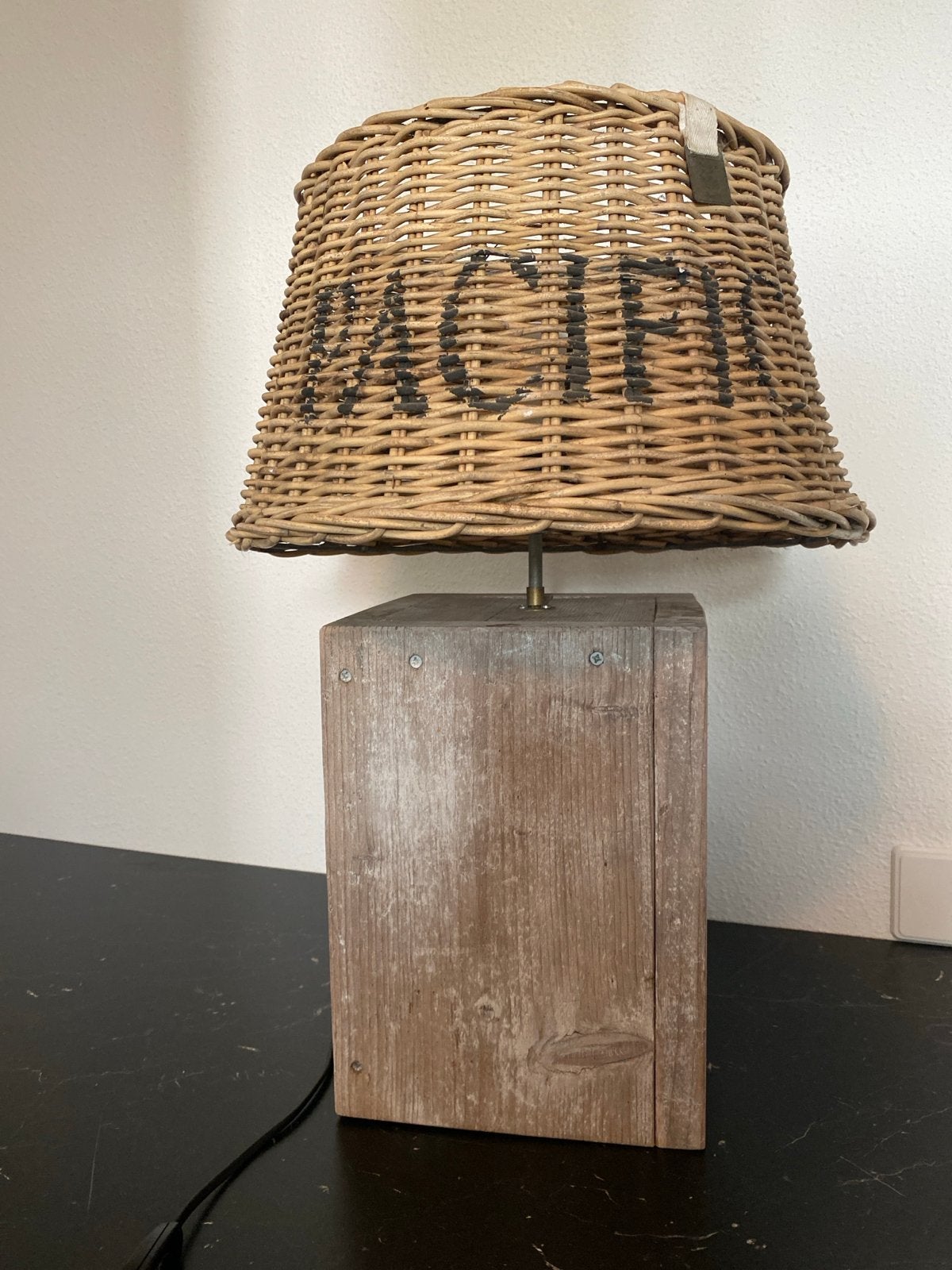 Riviera Maison Tafellamp Hout met Rotan Kap 'Pacific', Huis en Inrichting, Ophalen, Met schakelaar, Gebruikt, Riviera Maison