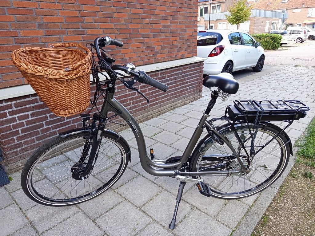 Elektrische dames fiets., (Extra) lage instap, Zo goed als nieuw, 50 tot 53 cm, Ophalen