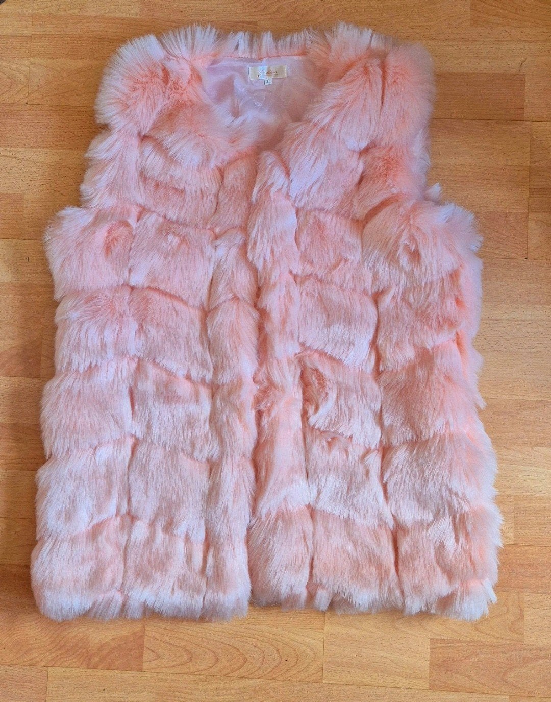 Nieuwe, zachte bodywarmer in maat XL. Roze/zalm., Ophalen of Verzenden, Nieuw, Maat 46/48 (XL) of groter, Roze