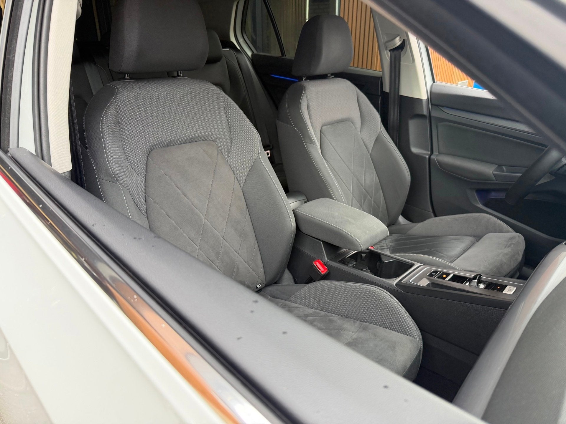 Volkswagen Golf 1.5 eTSI Style IQ light Camera Sfeer Memory, Voorwielaandrijving, Dealer onderhouden, 4 cilinders, 150 pk
