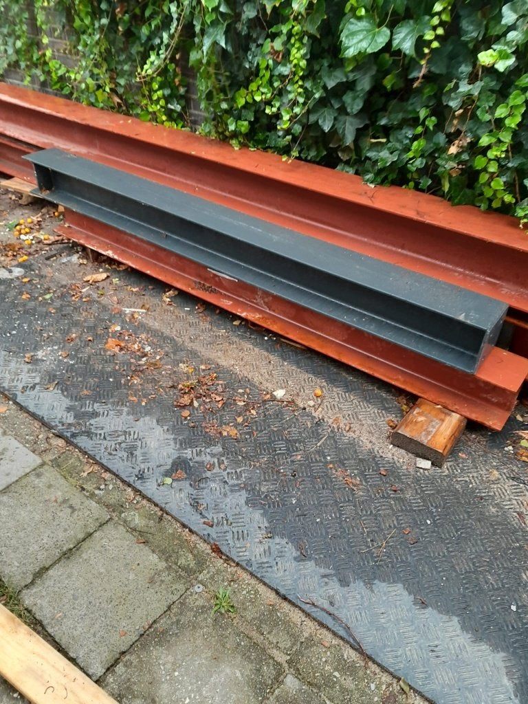 stalen balken HE 180A, Ophalen, Zo goed als nieuw, IJzer