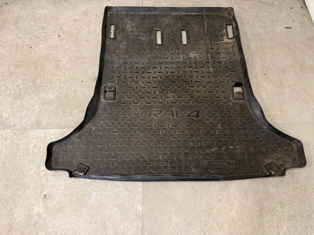 Toyota RAV4 Kofferbakmat - Origineel en Gebruikt, Ophalen, Gebruikt