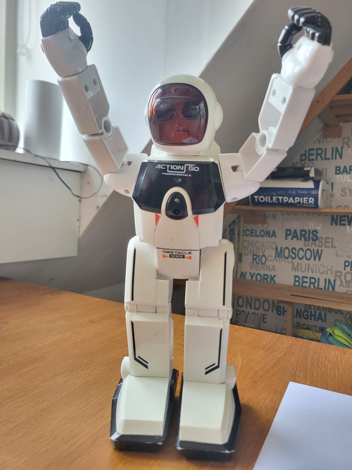 Action Go Robot - Wit, Ophalen, Gebruikt