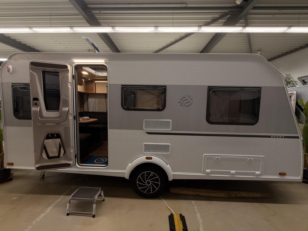 Knaus Sport 460 EU 1800 KG + Enkele Bedden, Serviceluik, Bedrijf, 5 tot 6 meter, Knaus
