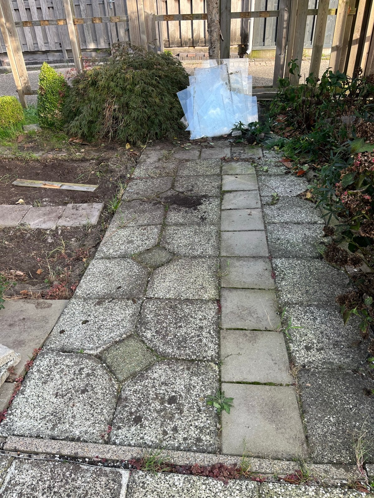 Gratis af te halen a.s.zaterdag: Klinkers en tegels, Tuin en Terras, Ophalen, Gebruikt, Klinkers, 10 m² of meer